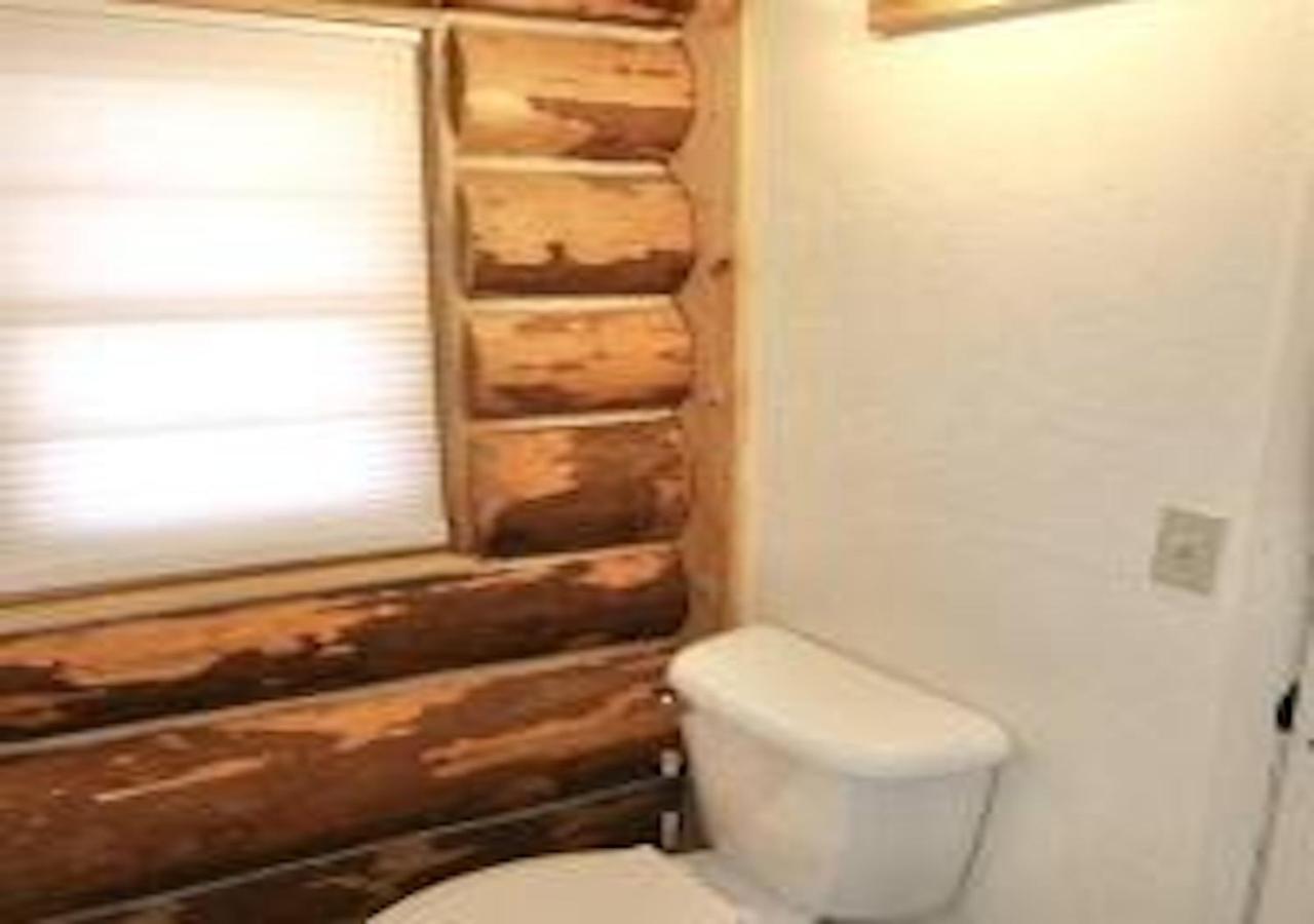 Willa Log Haven In Blanding Zewnętrze zdjęcie