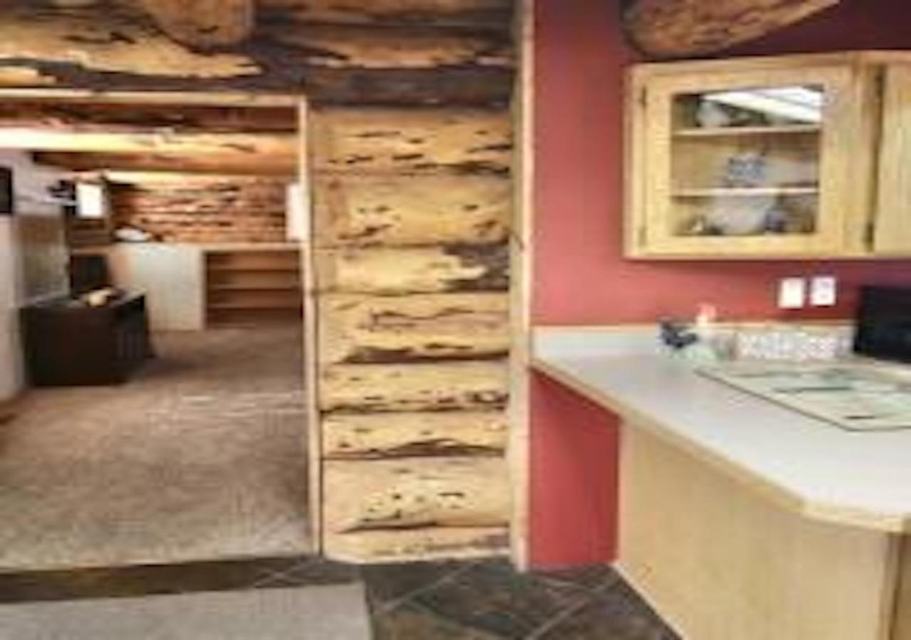 Willa Log Haven In Blanding Zewnętrze zdjęcie